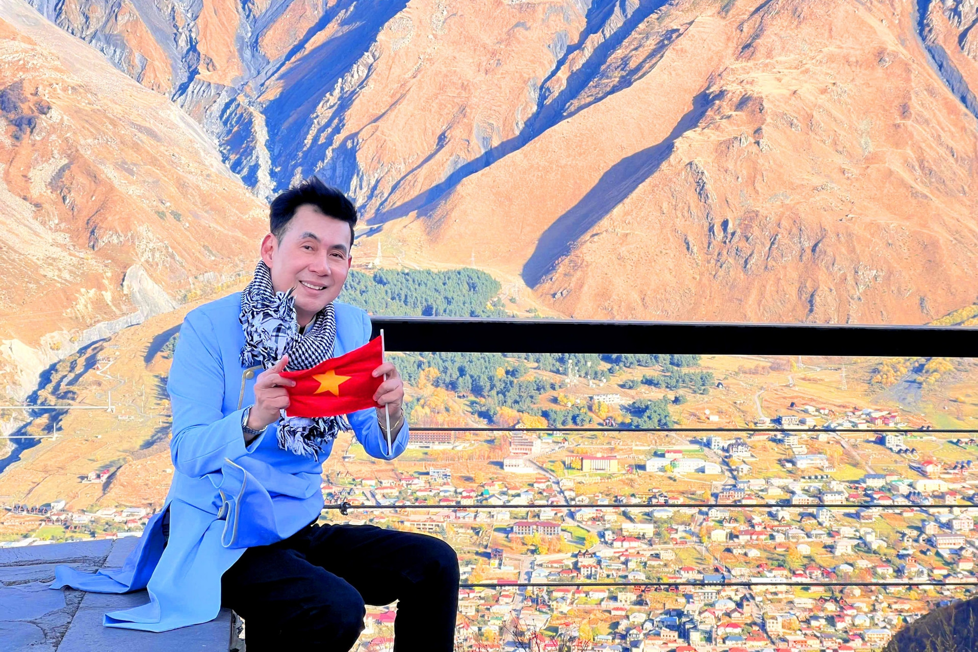 Tài sản trị giá "2.000 cây vàng" của ca sĩ Đoan Trường - Ảnh 4.