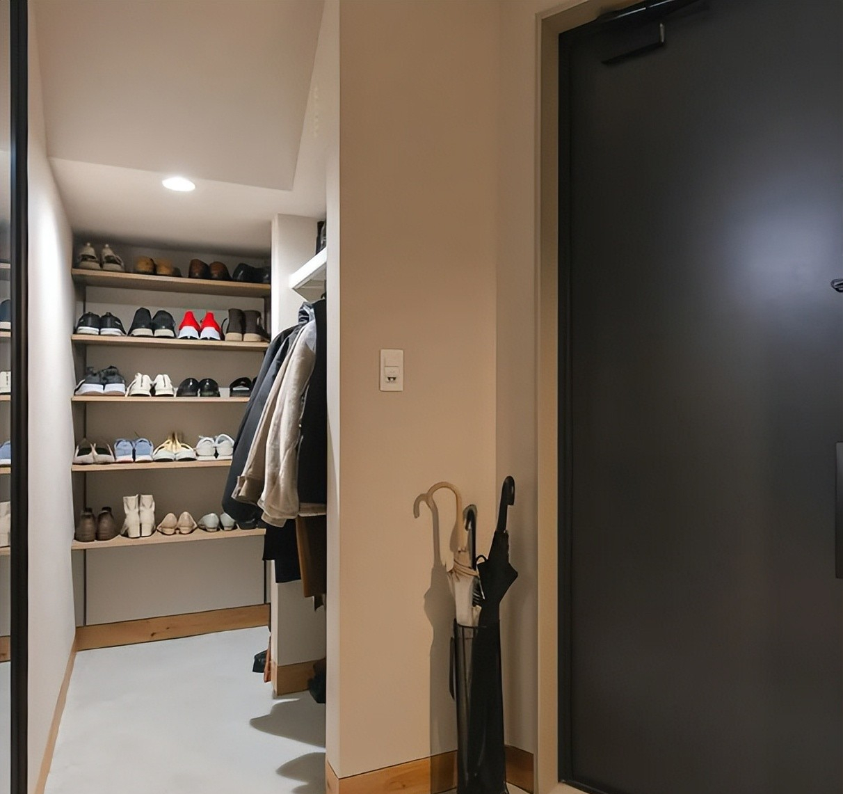 Nếu nhà bạn có 4 đặc điểm này, đừng bao giờ bán – vì đó là kiểu nhà càng sống càng phát!- Ảnh 2. Nếu nhà bạn có 4 đặc điểm này, đừng bao giờ bán – vì đó là kiểu nhà càng sống càng phát!- Ảnh 2.