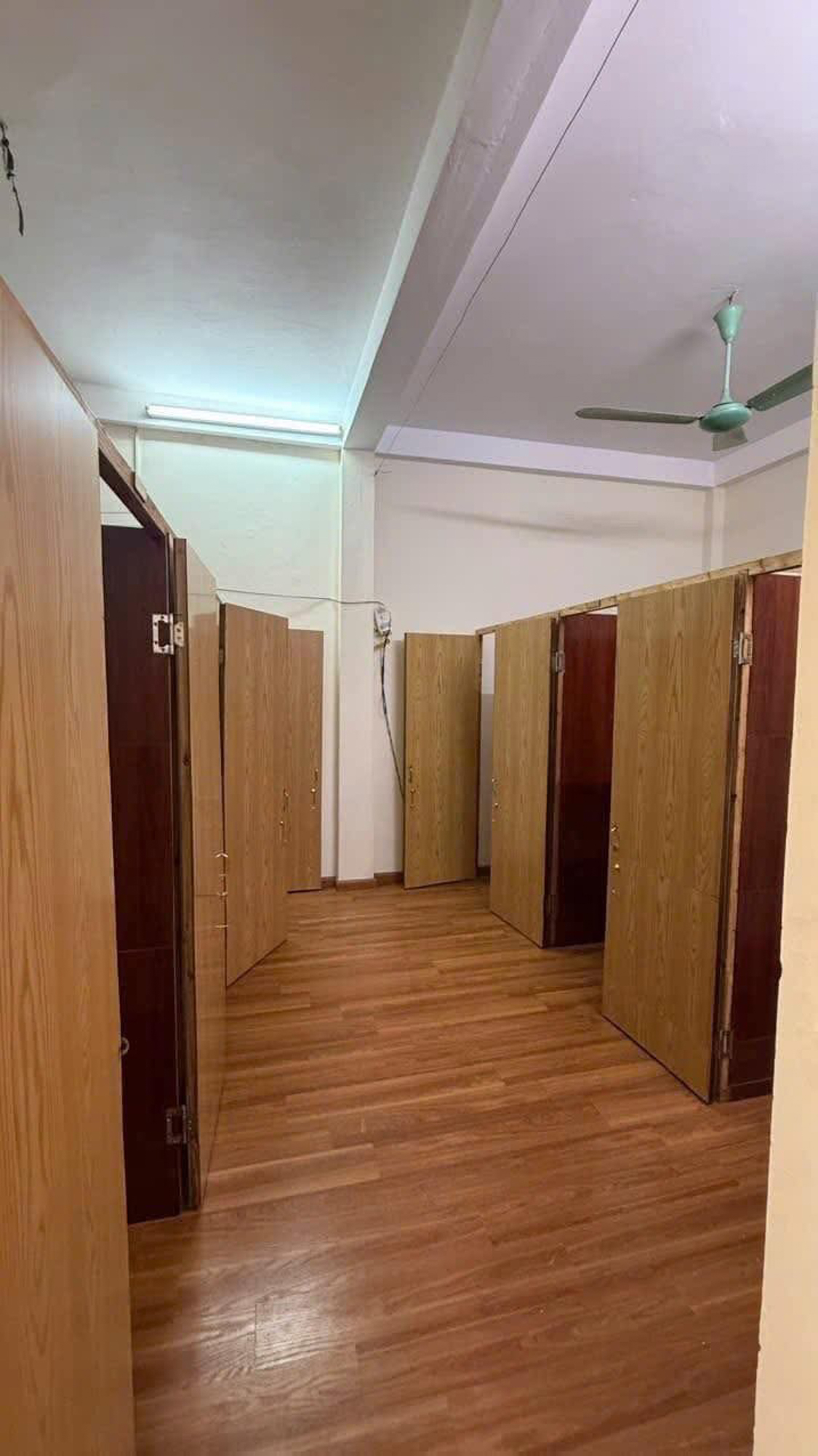 Giá chung cư Hà Nội lên hơn 100 triệu đồng/m2, người lương 5 triệu đang ở đâu?- Ảnh 5. Giá chung cư Hà Nội lên hơn 100 triệu đồng/m2, người lương 5 triệu đang ở đâu?- Ảnh 5.