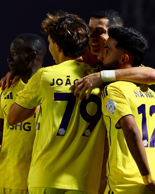 Ronaldo gây tranh cãi- Ảnh 3.