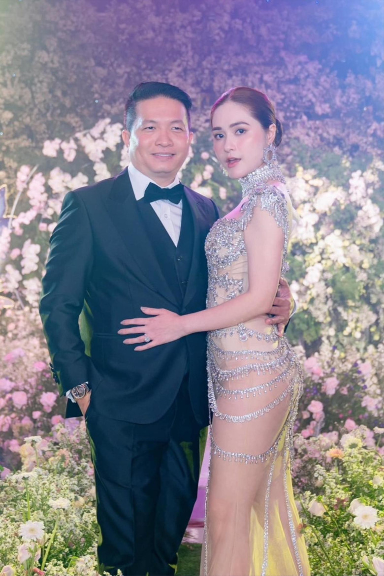 Bay màu danh xưng “nữ đại gia quận 7” của Đoàn Di Băng- Ảnh 1.