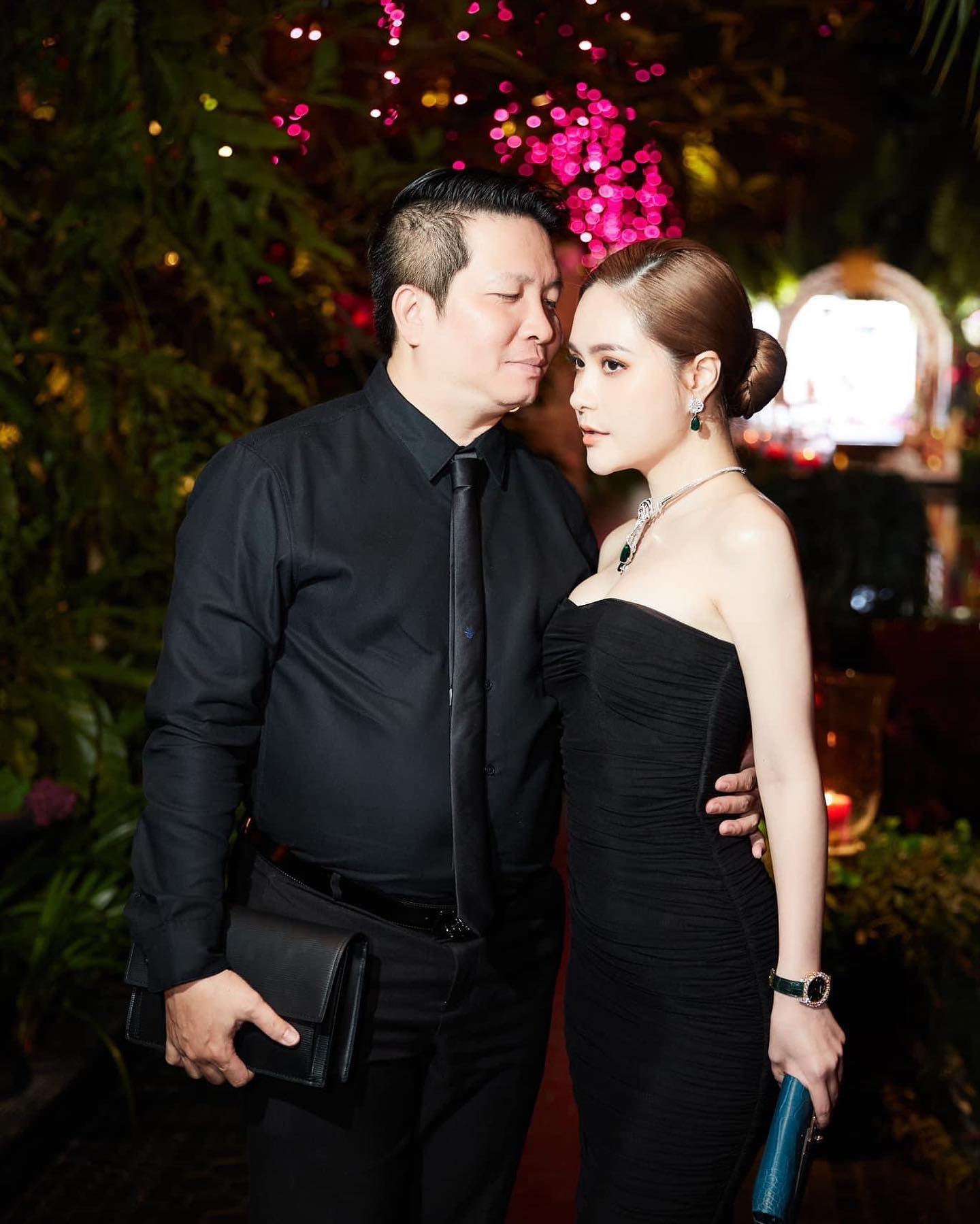 Bay màu danh xưng “nữ đại gia quận 7” của Đoàn Di Băng- Ảnh 22.