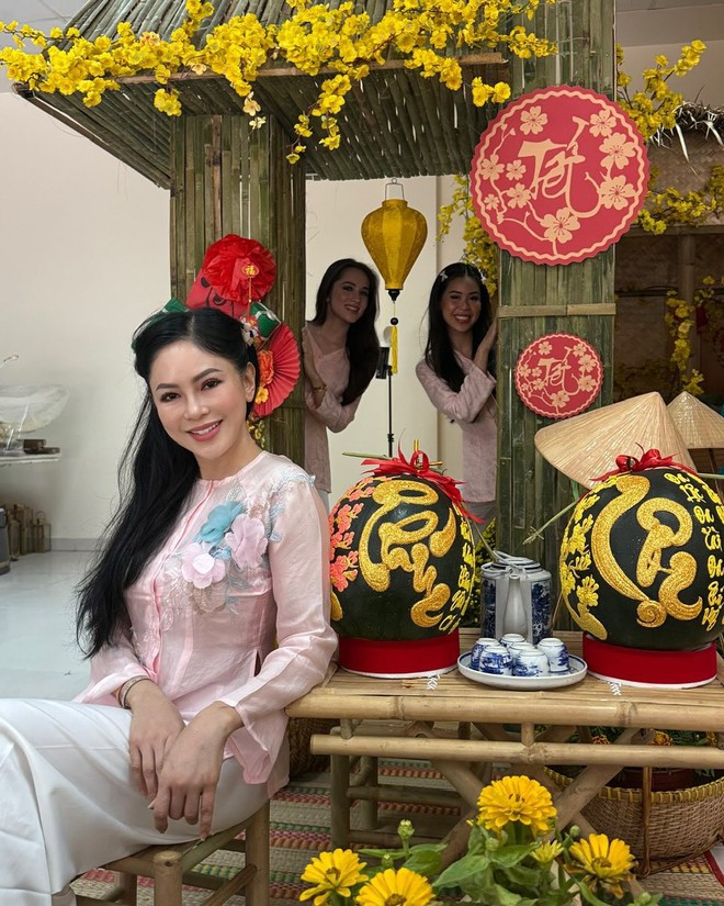 Diện mạo hiện tại của vợ tỷ phú Johnathan Hạnh Nguyễn- Ảnh 7. Diện mạo hiện tại của vợ tỷ phú Johnathan Hạnh Nguyễn- Ảnh 7.