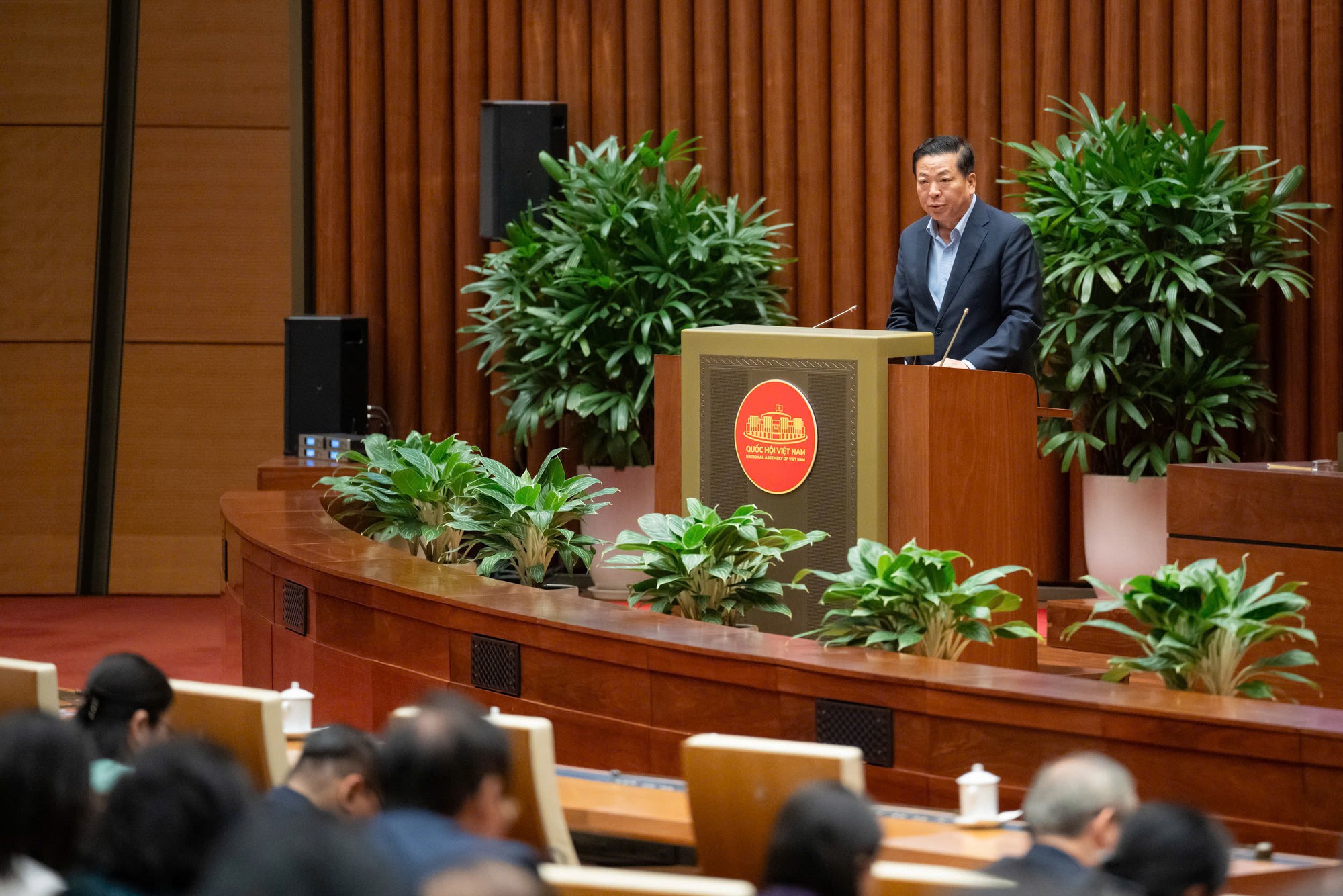 Hãng bay phải bồi thường cho khách khi hủy chuyến bay theo quy định mới - Ảnh 1. Hãng bay phải bồi thường cho khách khi hủy chuyến bay theo quy định mới - Ảnh 1.