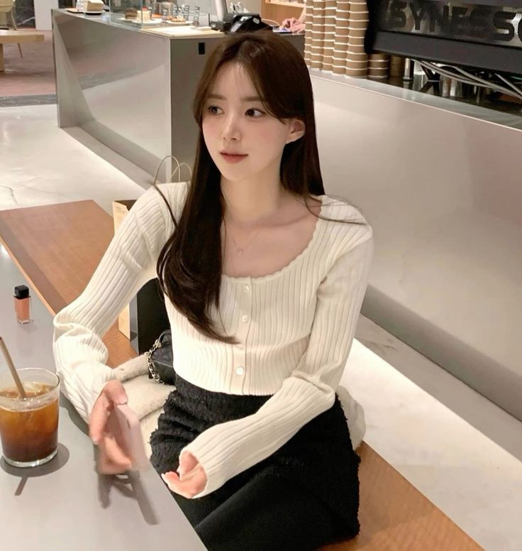 Vợ chồng Hà Nội có 2 căn nhà và 5 nguồn thu nhập nhưng tài chính gia đình vẫn khó khăn - Ảnh 3. Vợ chồng Hà Nội có 2 căn nhà và 5 nguồn thu nhập nhưng tài chính gia đình vẫn khó khăn - Ảnh 3.