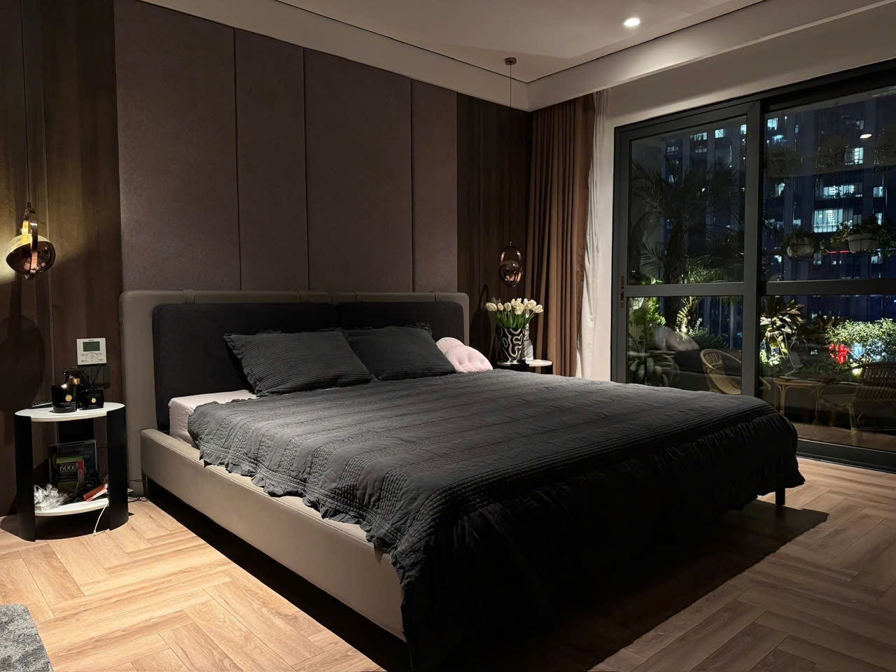 Căn hộ đẹp Hà Nội của cô gái 9x gây sốt mạng xã hội với trang trí Giáng sinh ấn tượng - Ảnh 19. Căn hộ đẹp Hà Nội của cô gái 9x gây sốt mạng xã hội với trang trí Giáng sinh ấn tượng - Ảnh 19.