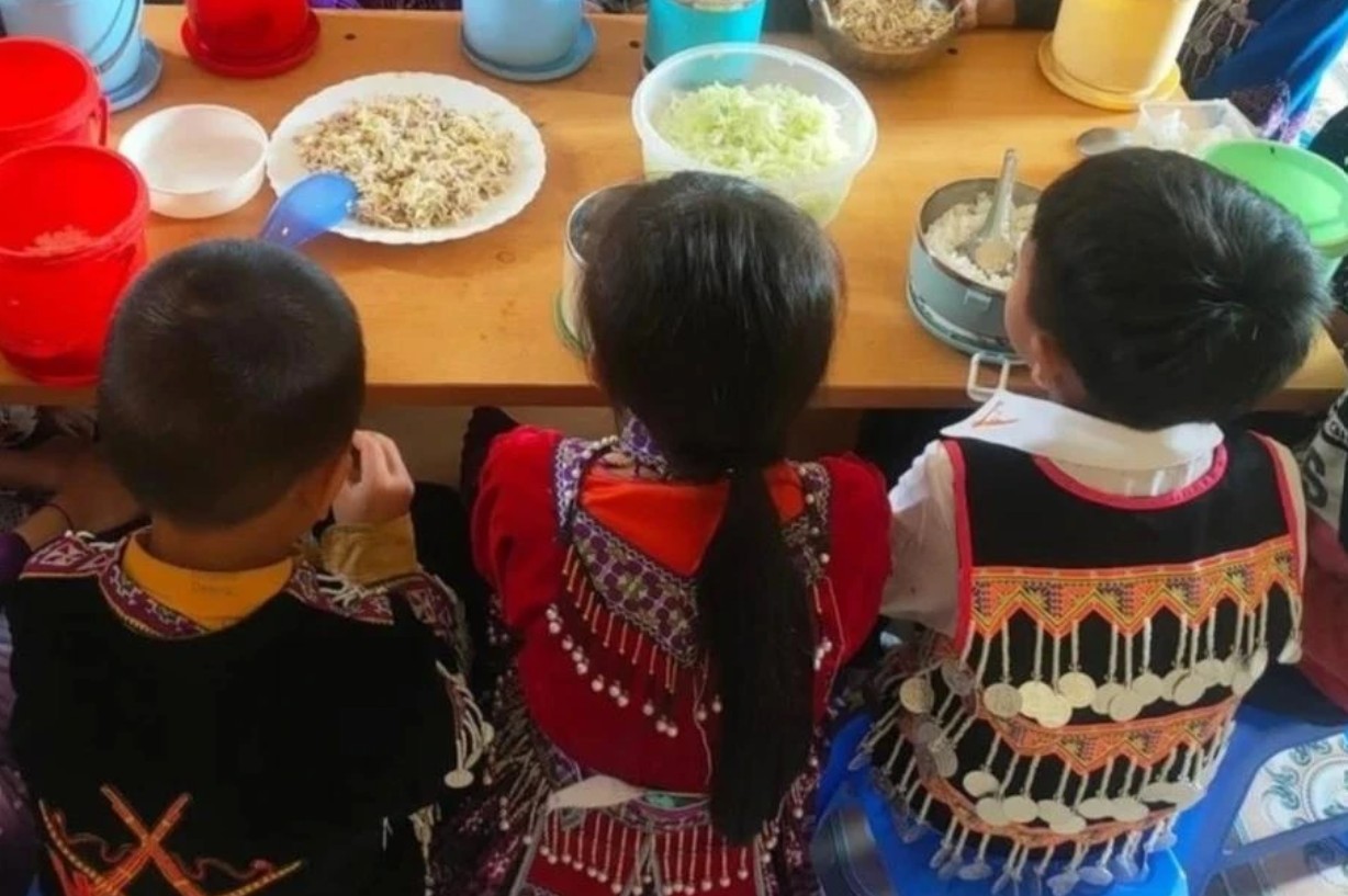 Đội ngũ dự án Nuôi em thừa nhận gửi tiền từ thiện đi tiết kiệm - Ảnh 2. Đội ngũ dự án Nuôi em thừa nhận gửi tiền từ thiện đi tiết kiệm - Ảnh 2.