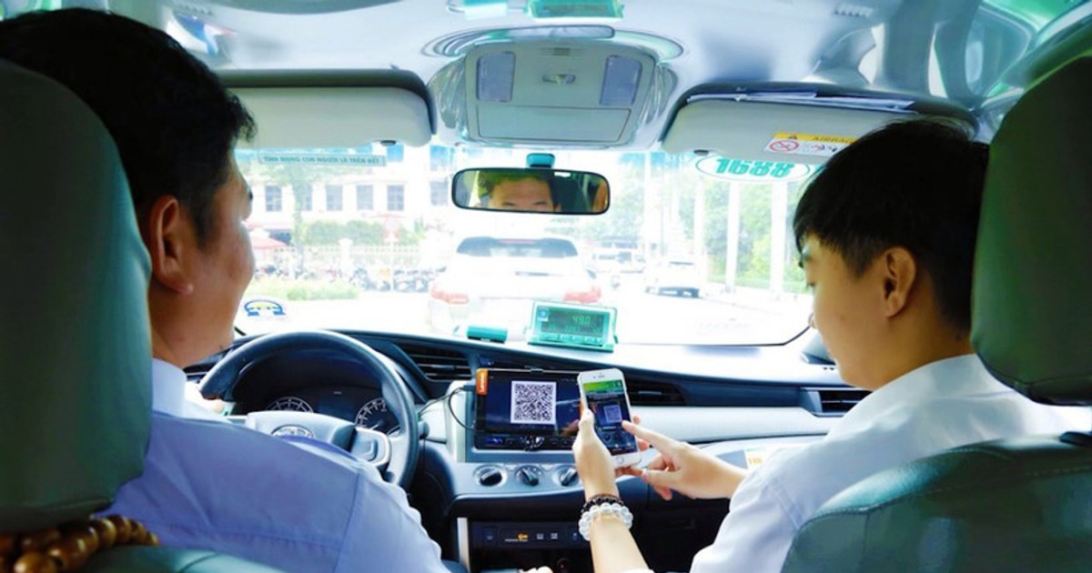 Tài xế taxi trả lại tiền 500 triệu đồng sau cú chuyển khoản nhầm gây sốc - Ảnh 1. Tài xế taxi trả lại tiền 500 triệu đồng sau cú chuyển khoản nhầm gây sốc - Ảnh 1.
