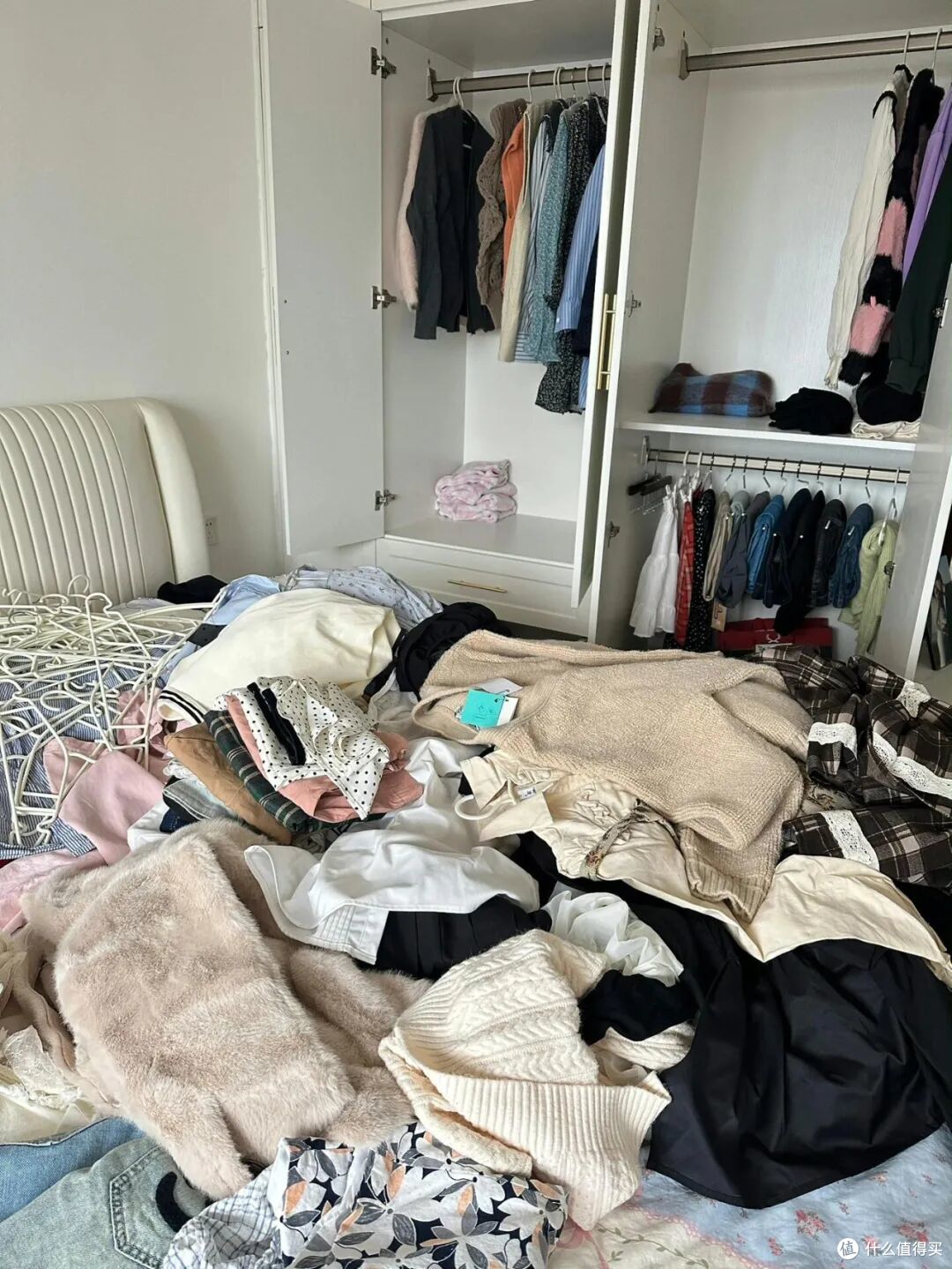 Bước vào tuổi 40: Bỏ đi 5 món giữ rối cuộc sống dễ thở hơn - Ảnh 2. Bước vào tuổi 40: Bỏ đi 5 món giữ rối cuộc sống dễ thở hơn - Ảnh 2.