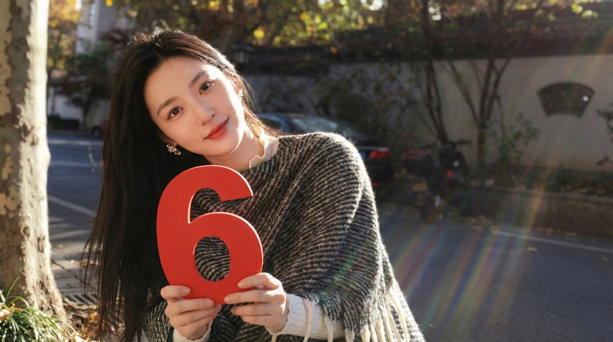 Gọi tên những con số Vận đào hoa năm 2026: Người cũ trở lại hay tình mới chớm nở - Ảnh 2. Gọi tên những con số Vận đào hoa năm 2026: Người cũ trở lại hay tình mới chớm nở - Ảnh 2.