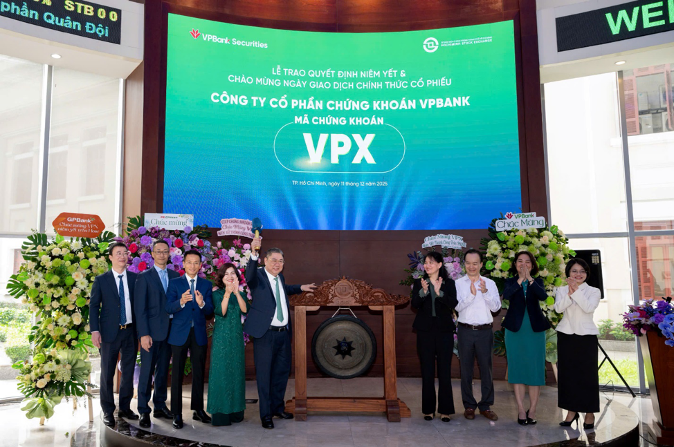 Giao dịch cổ phiếu VPX trên HoSE: Cột mốc lịch sử của VPBankS - Ảnh 1. Giao dịch cổ phiếu VPX trên HoSE: Cột mốc lịch sử của VPBankS - Ảnh 1.