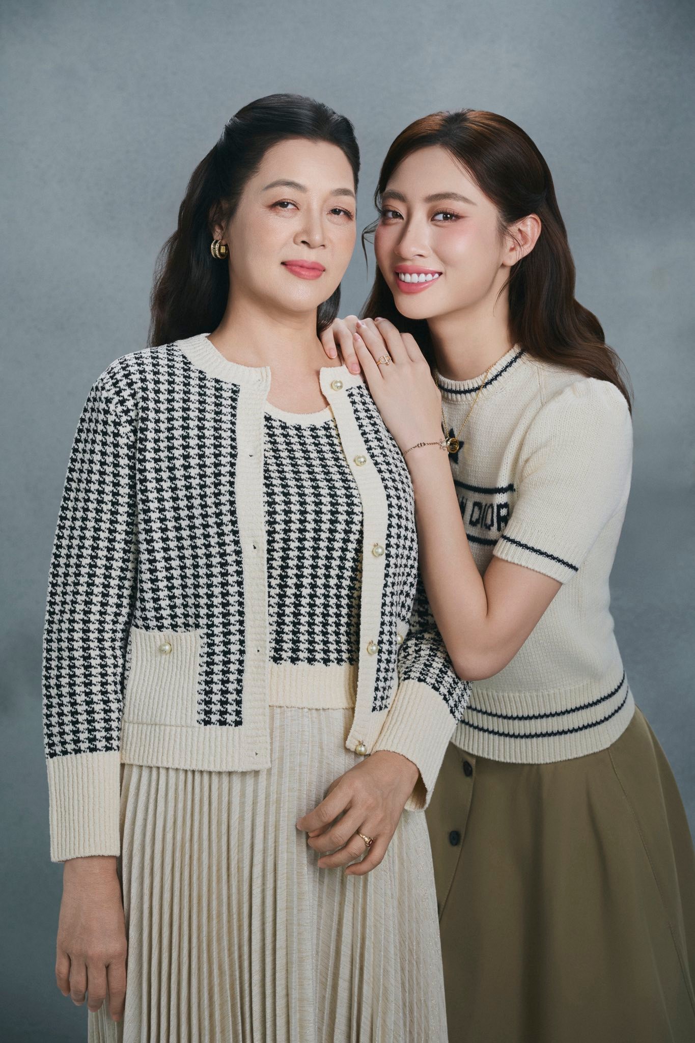 Lương thùy Linh: Nữ giúp việc học Tiến sĩ sống trong penthouse view Hồ Tây - Ảnh 4.