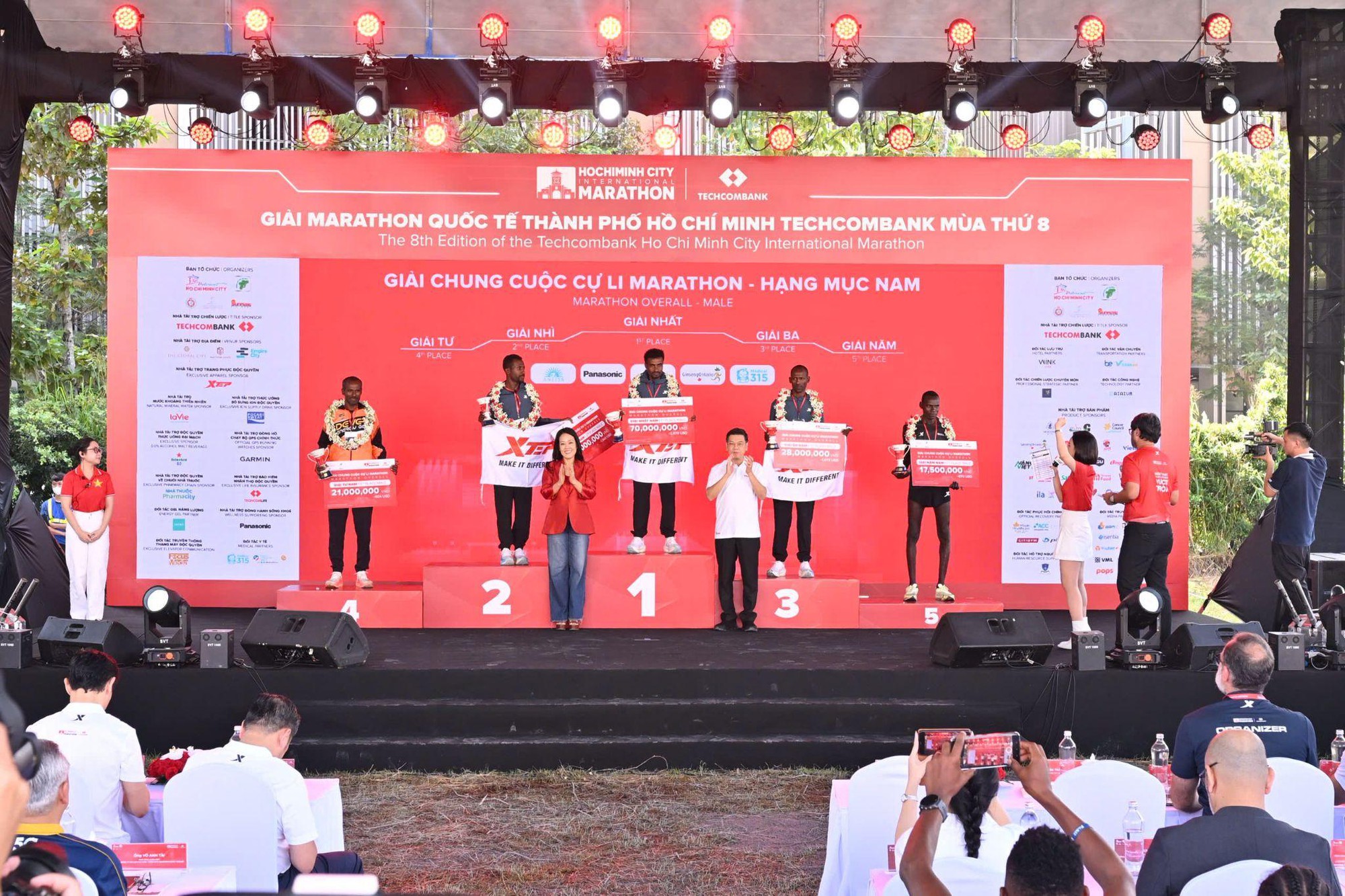 Giải Marathon Quốc tế Thành phố Hồ Chí Minh Techcombank với quy mô hàng đầu - Ảnh 3. Giải Marathon Quốc tế Thành phố Hồ Chí Minh Techcombank với quy mô hàng đầu - Ảnh 3.