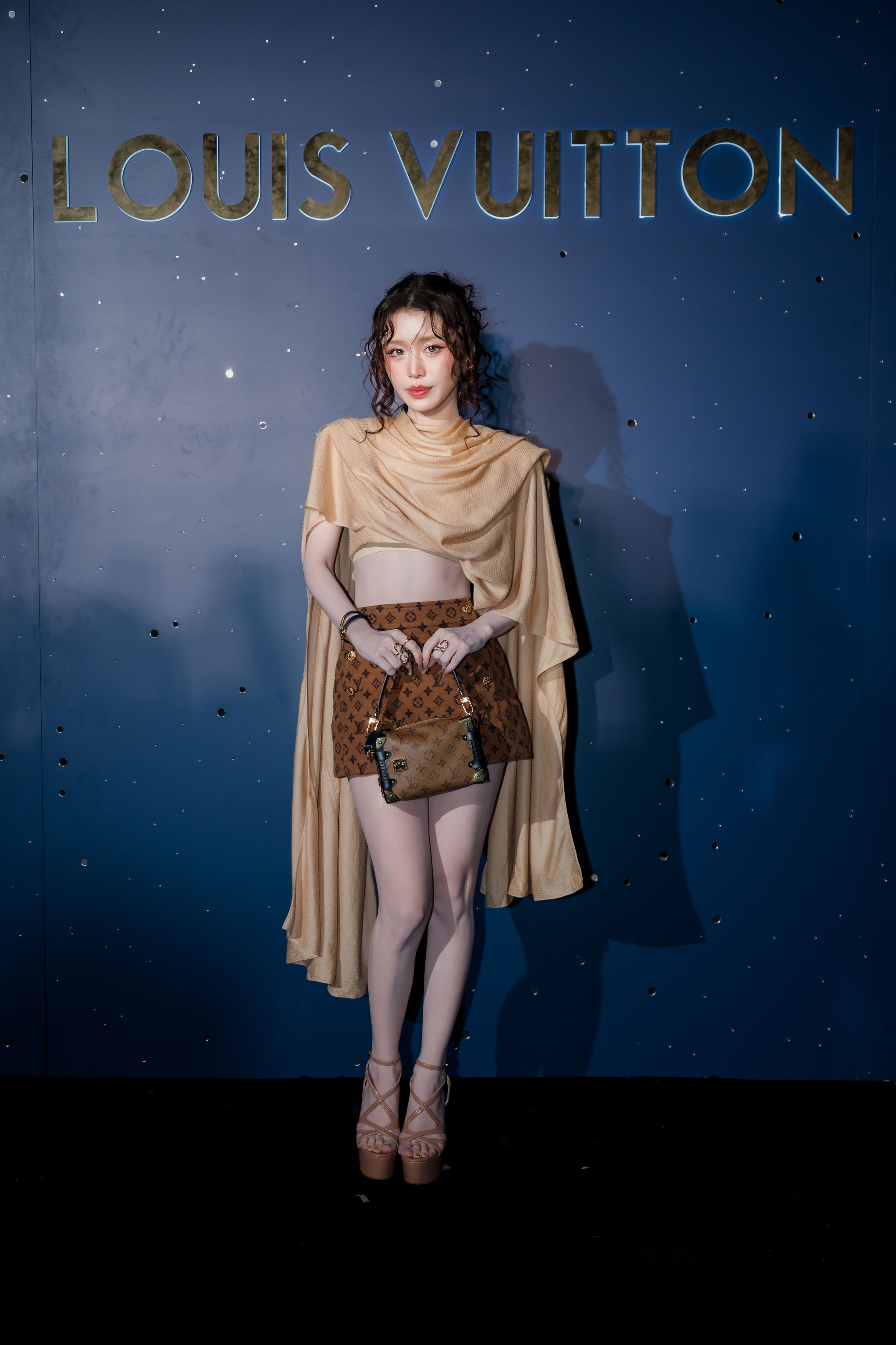 Dàn sao Vbiz "đổ bộ" đại tiệc thời trang cuối năm: Sự giao thoa bùng nổ của ba vũ trụ giải trí- Ảnh 19.