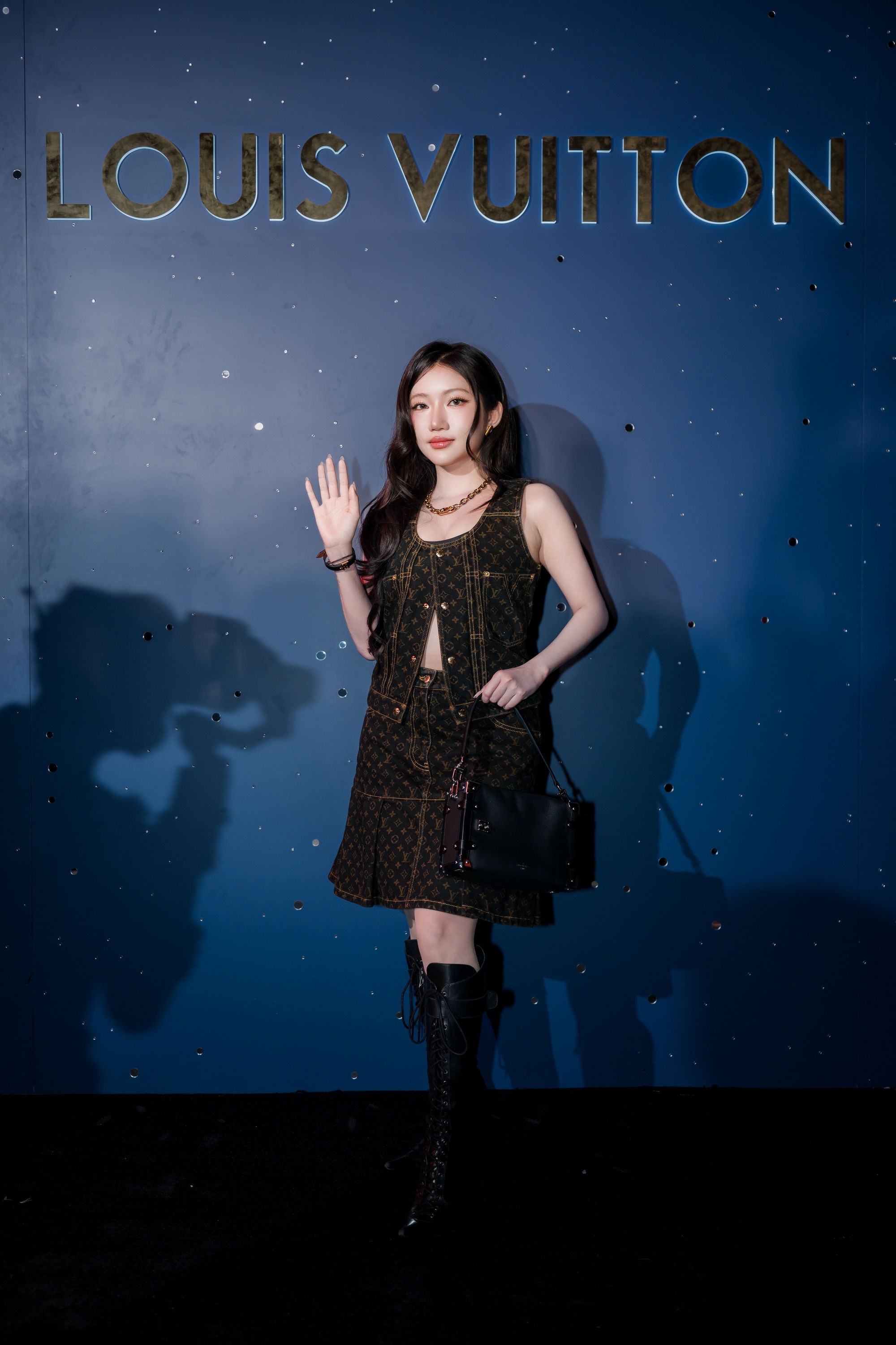 Dàn sao Vbiz "đổ bộ" đại tiệc thời trang cuối năm: Sự giao thoa bùng nổ của ba vũ trụ giải trí- Ảnh 12.