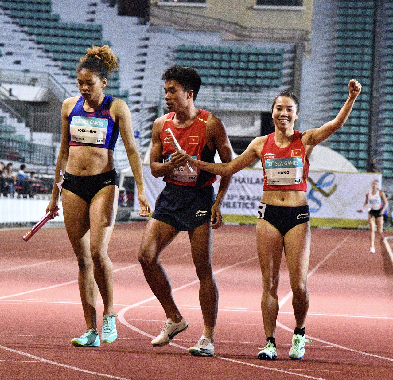 - Ảnh 13. - Ảnh 13.