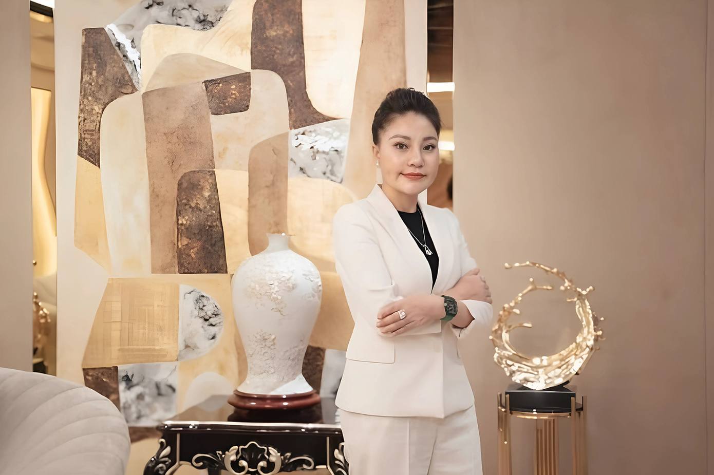 Vũ Thị thúy và những chiêu trò tiêu tiền ' bẩn ' của đại gia bất chính - Ảnh 1. Vũ Thị thúy và những chiêu trò tiêu tiền ' bẩn ' của đại gia bất chính - Ảnh 1.