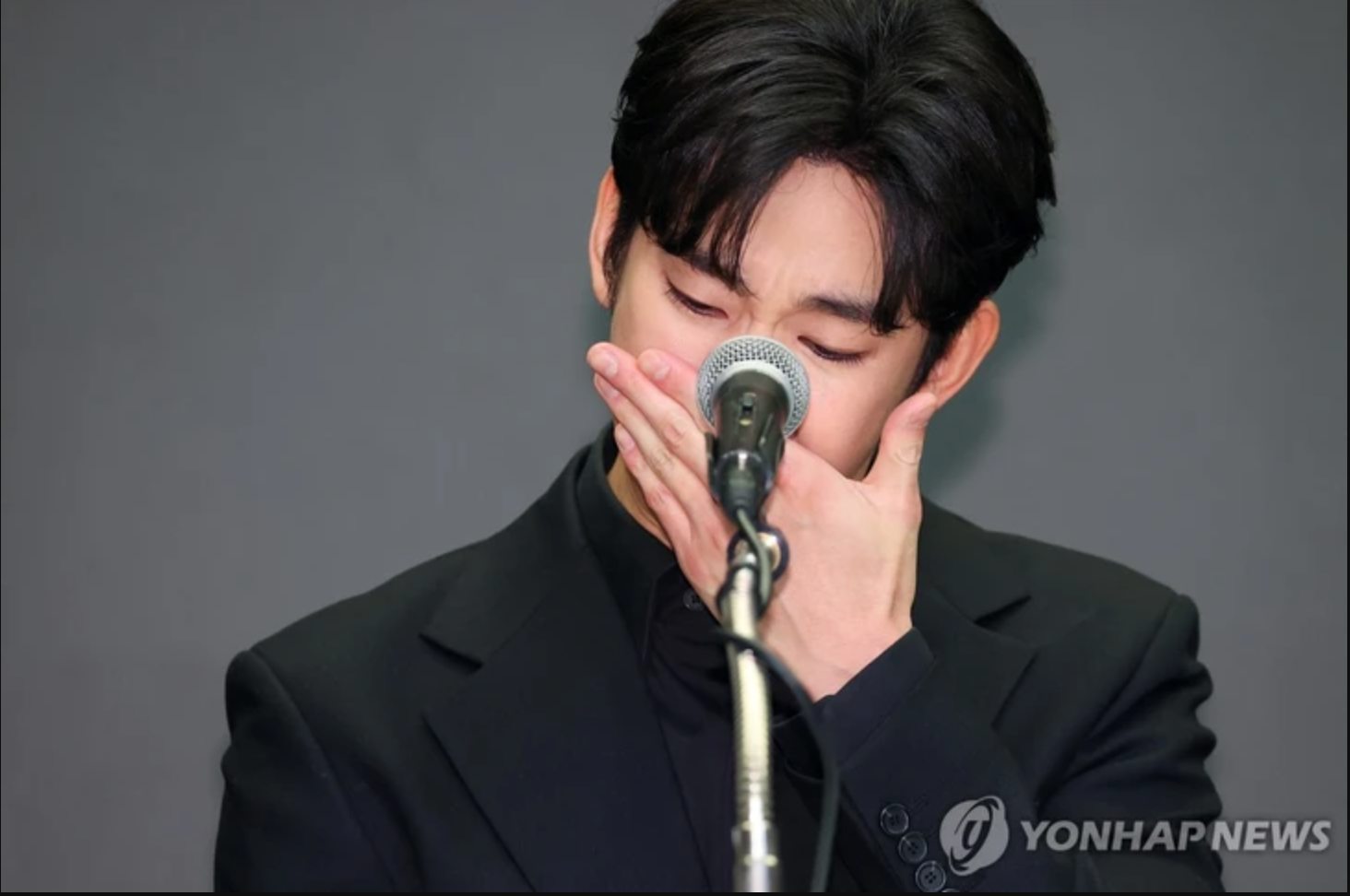 5 diễn viên bị ghét nhất Hàn Quốc 2025: Kim Soo Hyun xếp thứ 2, hạng 1 bị mắng không đáng mặt đàn ông- Ảnh 2. 5 diễn viên bị ghét nhất Hàn Quốc 2025: Kim Soo Hyun xếp thứ 2, hạng 1 bị mắng không đáng mặt đàn ông- Ảnh 2.