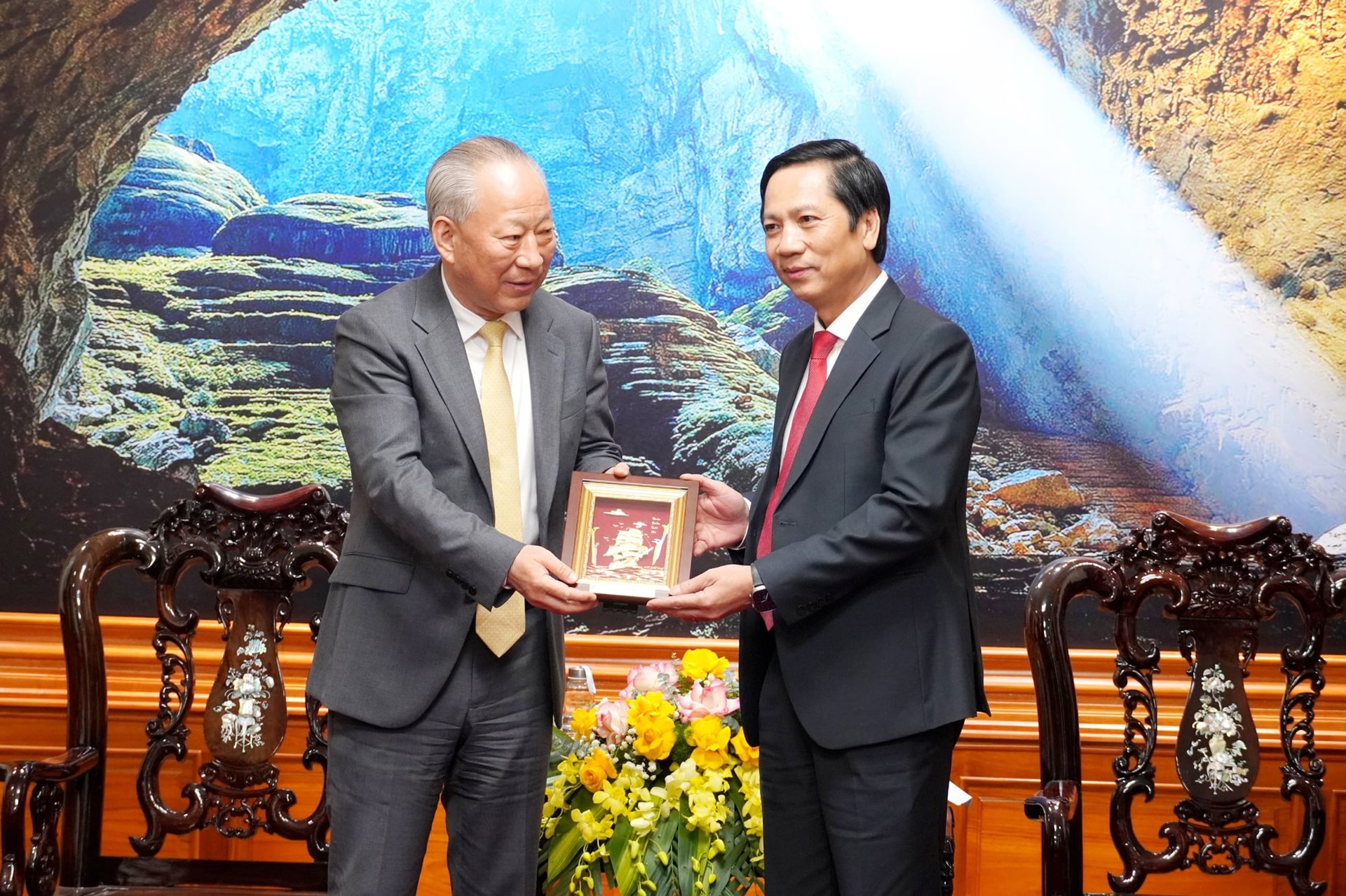 Tập đoàn Xây dựng Thái Bình Dương đầu tư vào metro số 5 Hà Nội và Quảng Trị - Ảnh 1. Tập đoàn Xây dựng Thái Bình Dương đầu tư vào metro số 5 Hà Nội và Quảng Trị - Ảnh 1.