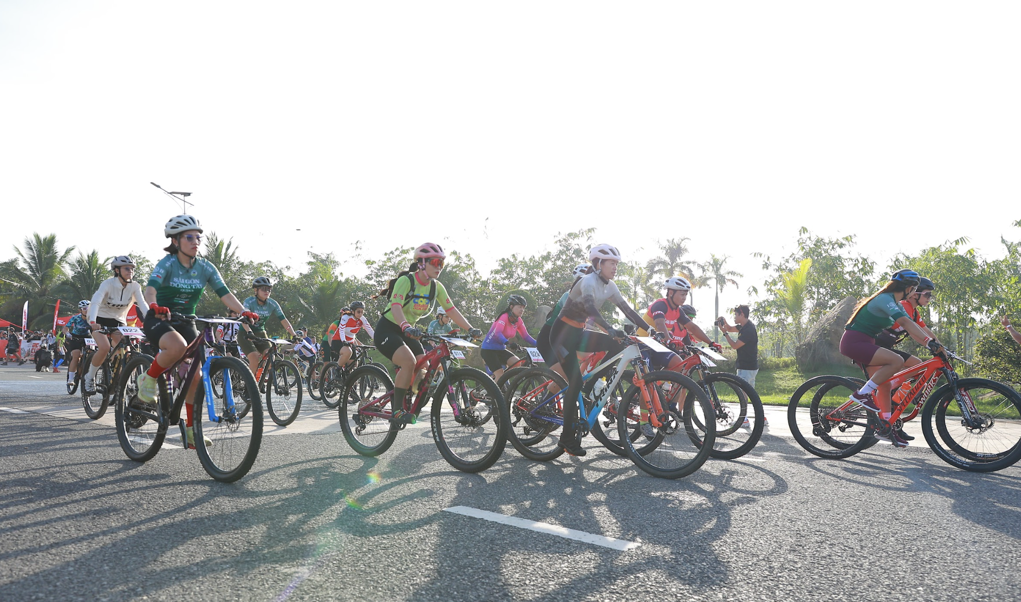 Giải đua xe đạp địa hình IRCtire Cup 2025 tại Sơn tiên: Cuộc so tài kịch tính - Ảnh 1. Giải đua xe đạp địa hình IRCtire Cup 2025 tại Sơn tiên: Cuộc so tài kịch tính - Ảnh 1.