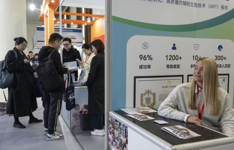 Nhà giàu Trung Quốc tìm người mang thai hộ Mỹ để xây dựng gia đình khổng lồ - Ảnh 2. Nhà giàu Trung Quốc tìm người mang thai hộ Mỹ để xây dựng gia đình khổng lồ - Ảnh 2.