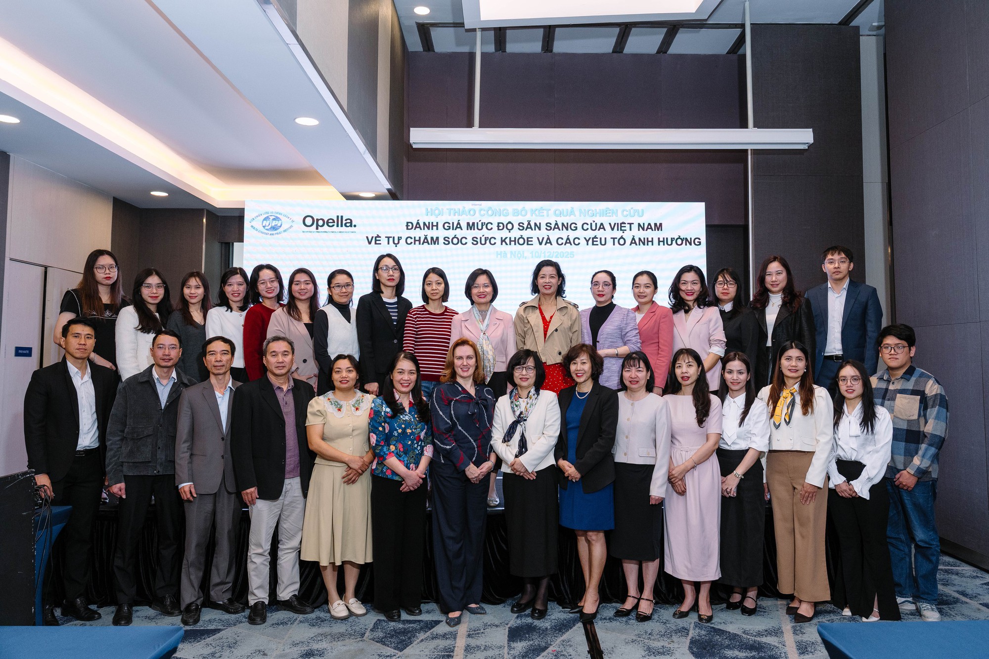 Việt Nam đứng thứ 4 toàn cầu về tự chăm sóc sức khỏe và những thách thức công nghệ - Ảnh 3. Việt Nam đứng thứ 4 toàn cầu về tự chăm sóc sức khỏe và những thách thức công nghệ - Ảnh 3.