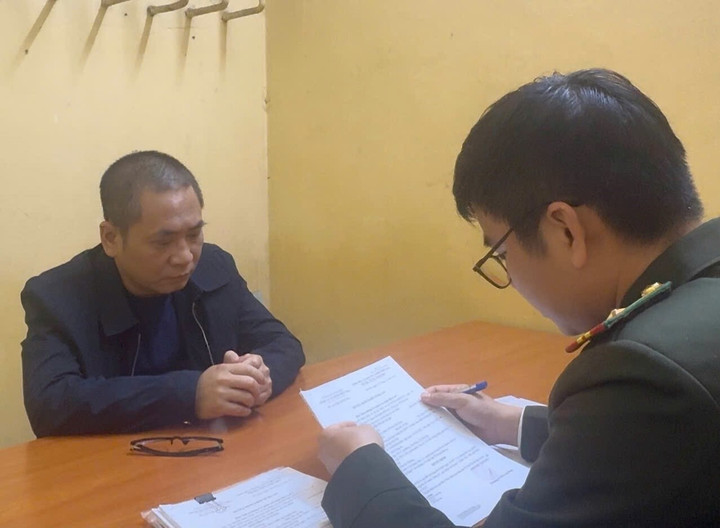 Lật tẩy chiêu ' ăn chặn ' tiền A80 của Hiệu trưởng Cao đẳng Du lịch Hà Nội - Ảnh 2. Lật tẩy chiêu ' ăn chặn ' tiền A80 của Hiệu trưởng Cao đẳng Du lịch Hà Nội - Ảnh 2.