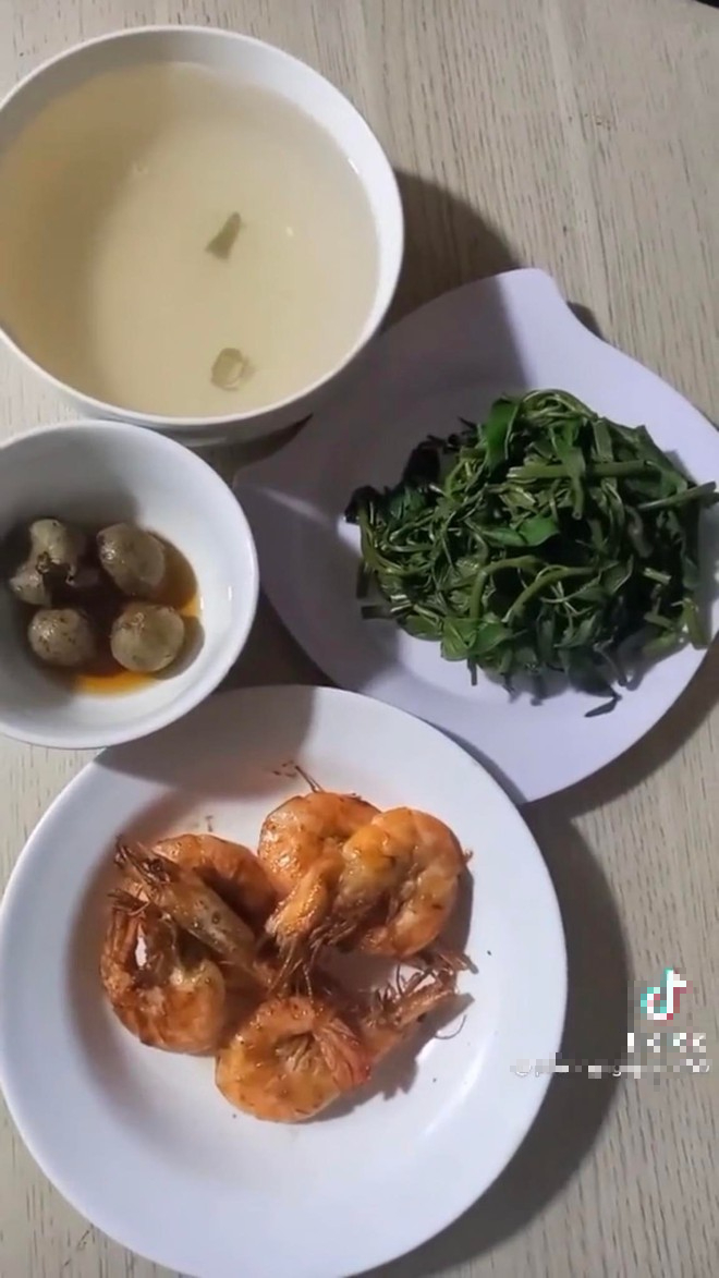 Cách chi tiêu 1 triệu cho 4 người ăn: Mẹo tiết kiệm từ người giúp việc gây sốt - Ảnh 6.