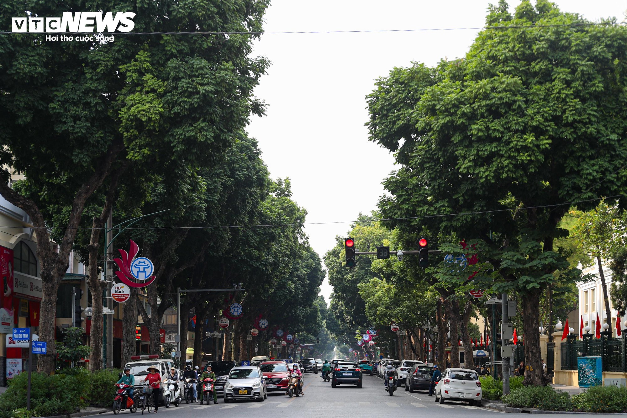 Khám phá phường Cửa Nam nhỏ nhất Hà Nội với 6 Nhà hát và 3 bảo tàng nổi bật - Ảnh 1. Khám phá phường Cửa Nam nhỏ nhất Hà Nội với 6 Nhà hát và 3 bảo tàng nổi bật - Ảnh 1.