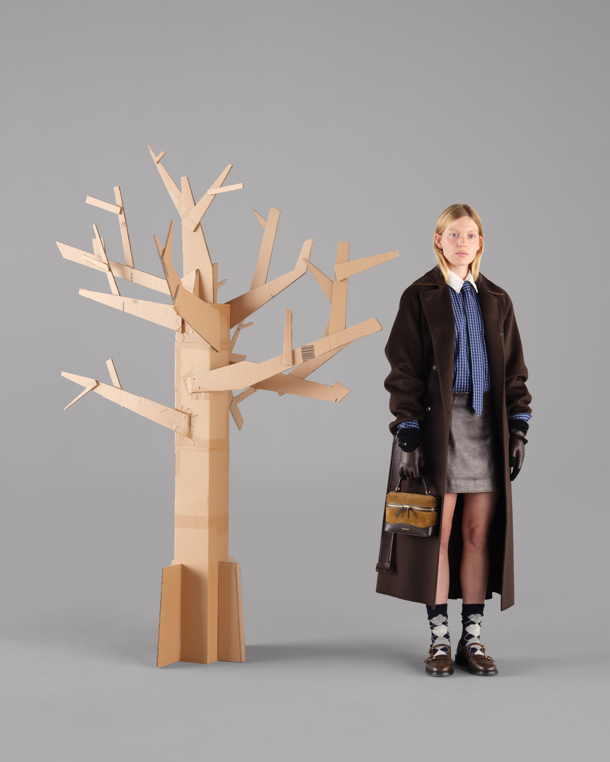 Phong cách thanh lịch Pháp trong không khí lễ hội: SANDRO Holiday 2025 ra mắt - Ảnh 6.