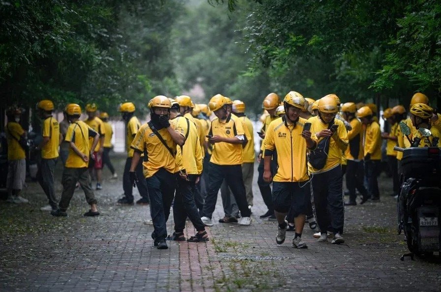 Kỷ lục 3 , 7 triệu lao động trẻ Trung Quốc thi công chức , tỷ lệ chọi 1 / 100 - Ảnh 3. Kỷ lục 3 , 7 triệu lao động trẻ Trung Quốc thi công chức , tỷ lệ chọi 1 / 100 - Ảnh 3.