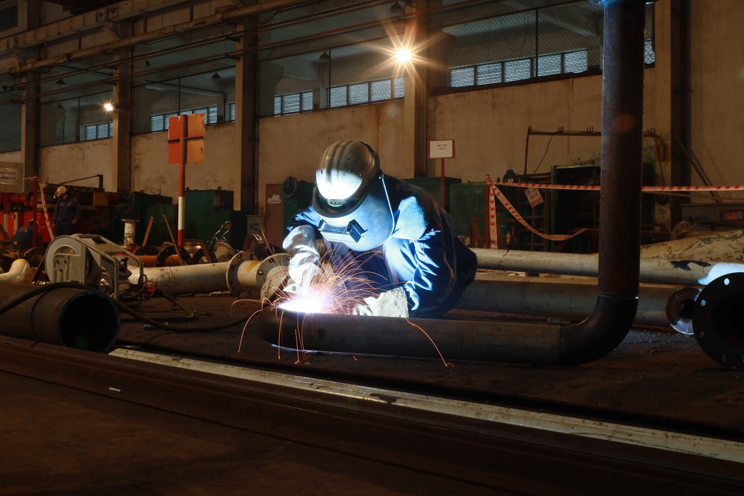 Một công ty đóng tàu "lột xác" sau khi rời Vinashin về với PVN: Ồ ạt nhận đơn tàu từ nước ngoài, "bỏ túi" hơn 700 tỷ đồng, đưa tổng doanh thu lập đỉnh trong 10 năm - Ảnh 2.