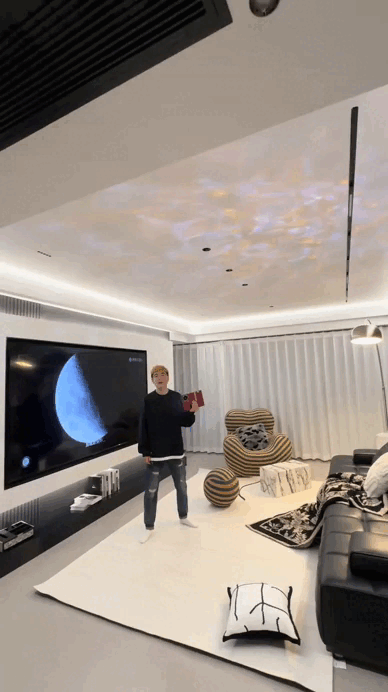 Chuyện tình yêu shipper: Cuộc sống mới của nam shipper và nữ khách hàng lớn tuổi - Ảnh 4. Chuyện tình yêu shipper: Cuộc sống mới của nam shipper và nữ khách hàng lớn tuổi - Ảnh 4.