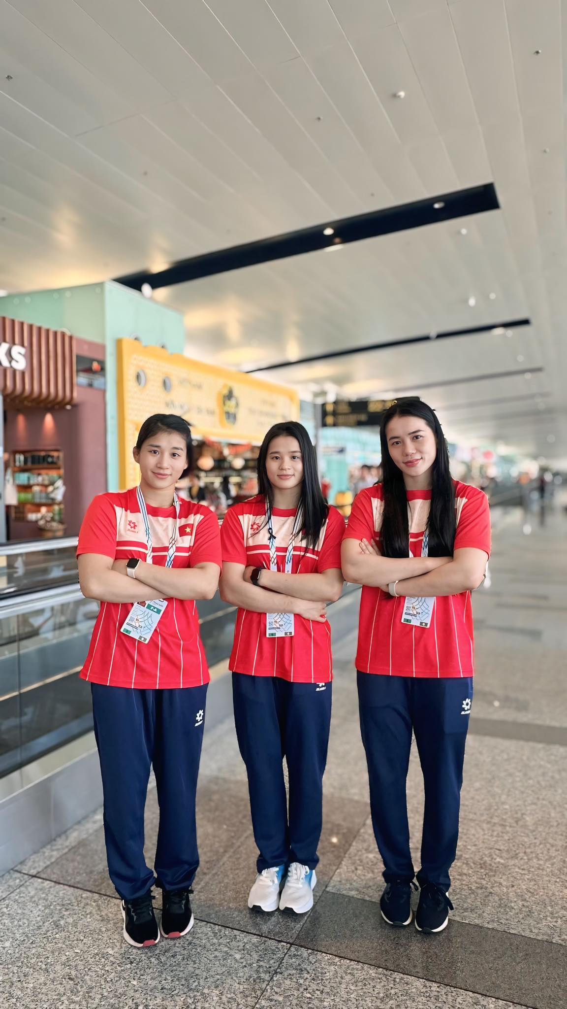 Kỳ tích: 3 chị em ruột trong một gia đình giành 3 HCV môn vật SEA Games 33 cho Việt Nam- Ảnh 1. Kỳ tích: 3 chị em ruột trong một gia đình giành 3 HCV môn vật SEA Games 33 cho Việt Nam- Ảnh 1.