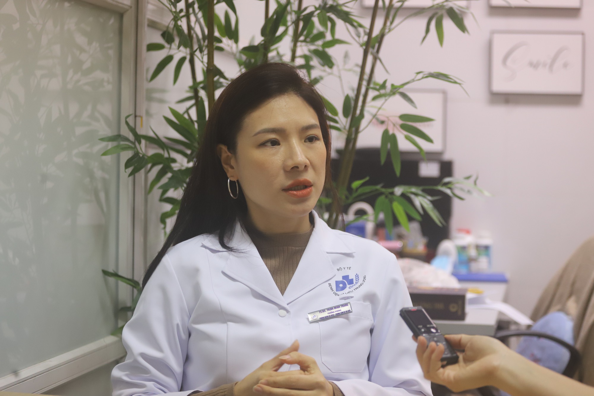 Khám da bất ngờ phát hiện nhiễm HIV và tầm quan trọng của xét nghiệm HIV - Ảnh 1. Khám da bất ngờ phát hiện nhiễm HIV và tầm quan trọng của xét nghiệm HIV - Ảnh 1.