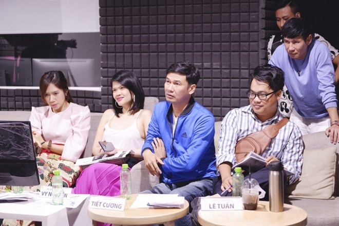 Tiết Cương: Nghệ sĩ cưới vợ kém 26 tuổi , sống an yên về quê làm nông - Ảnh 3. Tiết Cương: Nghệ sĩ cưới vợ kém 26 tuổi , sống an yên về quê làm nông - Ảnh 3.