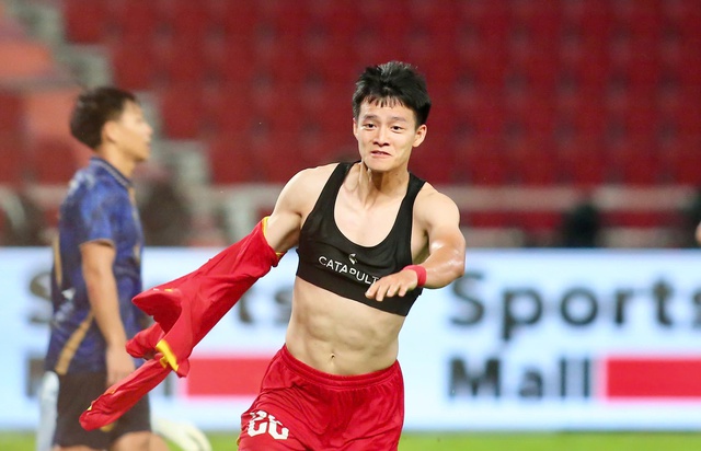 Diễn biến trận U22 Việt Nam 3-2 U22 Th&aacute;i Lan: Thanh Nh&agrave;n ghi b&agrave;n thắng quan trọng - Ảnh 1.
