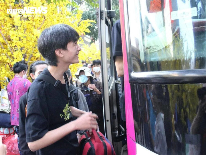 Zara ứng dụng AI trong thời trang và OpenAI mở kho ứng dụng ChatGPT mới - Ảnh 2. Zara ứng dụng AI trong thời trang và OpenAI mở kho ứng dụng ChatGPT mới - Ảnh 2.