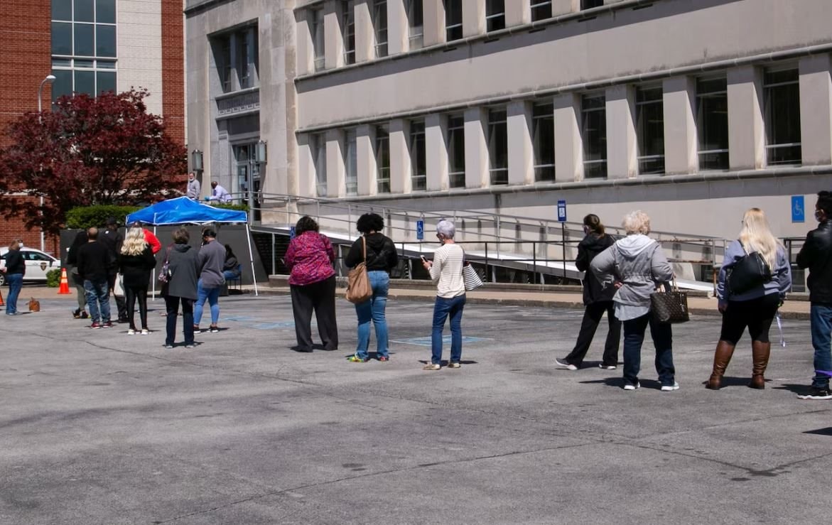 Khủng hoảng việc làm công nghệ: Hơn 150 . 000 Quyết định sa thải trong 1 tháng - Ảnh 3. Khủng hoảng việc làm công nghệ: Hơn 150 . 000 Quyết định sa thải trong 1 tháng - Ảnh 3.