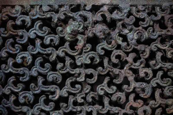 Hồ nước khô cạn tiết lộ di sản văn hóa 2 . 500 Năm với cổ vật nghịch thiên - Ảnh 2. Hồ nước khô cạn tiết lộ di sản văn hóa 2 . 500 Năm với cổ vật nghịch thiên - Ảnh 2.