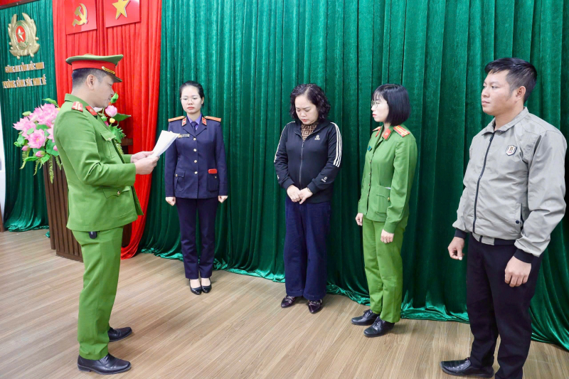 Bắt Trưởng phòng Cục Thuế Bắc Ninh vì nhận hối lộ 4 , 3 tỷ đồng từ doanh nghiệp - Ảnh 2. Bắt Trưởng phòng Cục Thuế Bắc Ninh vì nhận hối lộ 4 , 3 tỷ đồng từ doanh nghiệp - Ảnh 2.