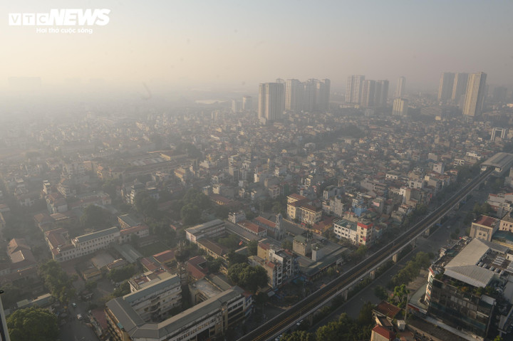Ô nhiễm không khí Hà Nội: Nguyên nhân và tác động đến sức khỏe cộng đồng - Ảnh 1. Ô nhiễm không khí Hà Nội: Nguyên nhân và tác động đến sức khỏe cộng đồng - Ảnh 1.