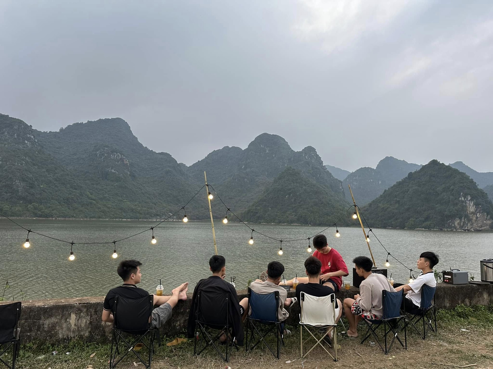 Khám phá hồ Tuy Lai: Thiên đường yên bình gần Hà Nội - Ảnh 6. Khám phá hồ Tuy Lai: Thiên đường yên bình gần Hà Nội - Ảnh 6.