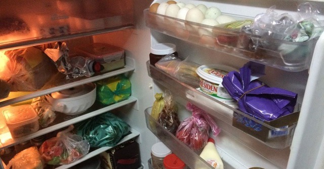 Mất tới gần 17 triệu mỗi năm chỉ vì 5 món trong tủ lạnh đặt sai vị trí mà nhiều gia đình không hề biế- Ảnh 4. Mất tới gần 17 triệu mỗi năm chỉ vì 5 món trong tủ lạnh đặt sai vị trí mà nhiều gia đình không hề biế- Ảnh 4.