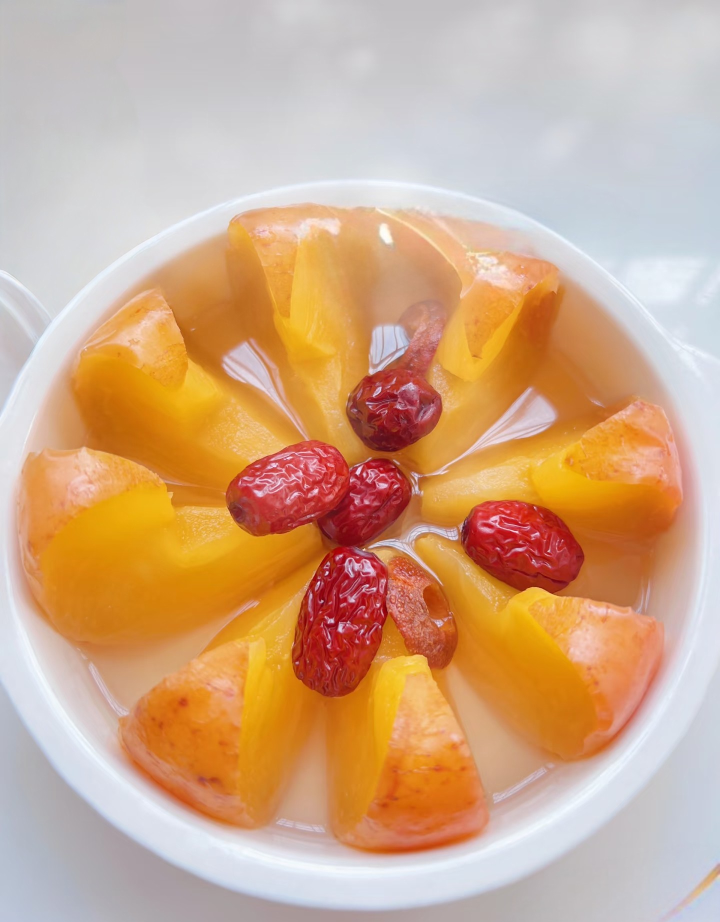 4 loại quả "càng hấp càng bổ", mẹ học ngay bí kíp của bác sĩ để cả nhà "bụng ấm, phổi êm" suốt mùa lạnh - Ảnh 6. 4 loại quả "càng hấp càng bổ", mẹ học ngay bí kíp của bác sĩ để cả nhà "bụng ấm, phổi êm" suốt mùa lạnh - Ảnh 6.