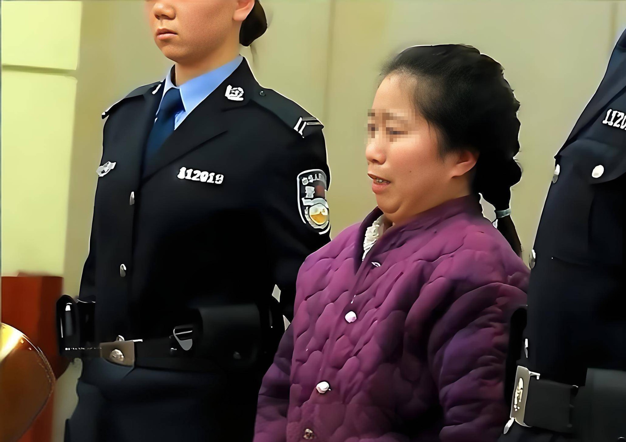 Bảo mẫu đưa con trai đến ở nhờ, tới giờ cơm con gái chủ nhà vừa định ăn thì bị chỉ thẳng mặt: "Ai cho mày ăn trước"- Ảnh 2. Bảo mẫu đưa con trai đến ở nhờ, tới giờ cơm con gái chủ nhà vừa định ăn thì bị chỉ thẳng mặt: "Ai cho mày ăn trước"- Ảnh 2.