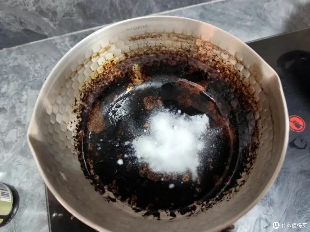 Mẹo dọn bếp đơn giản giúp nhà bếp sạch sẽ hơn cả sản phẩm đắt tiền - Ảnh 3.