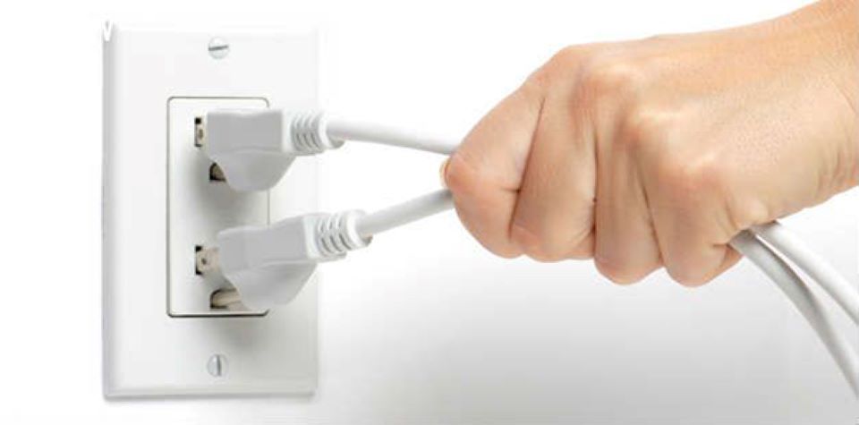 Cách tiết kiệm điện từ thiết bị tắt nhưng vẫn tiêu thụ điện trong gia đình bạn - Ảnh 3.