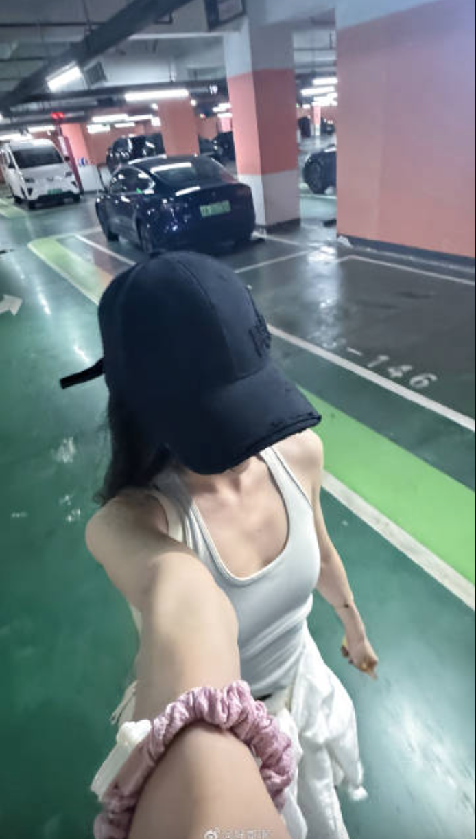 Cảnh báo nguy hiểm khi chụp ảnh tự sướng: Đừng đánh đổi tính mạng cho những bức hình đẹp - Ảnh 1.