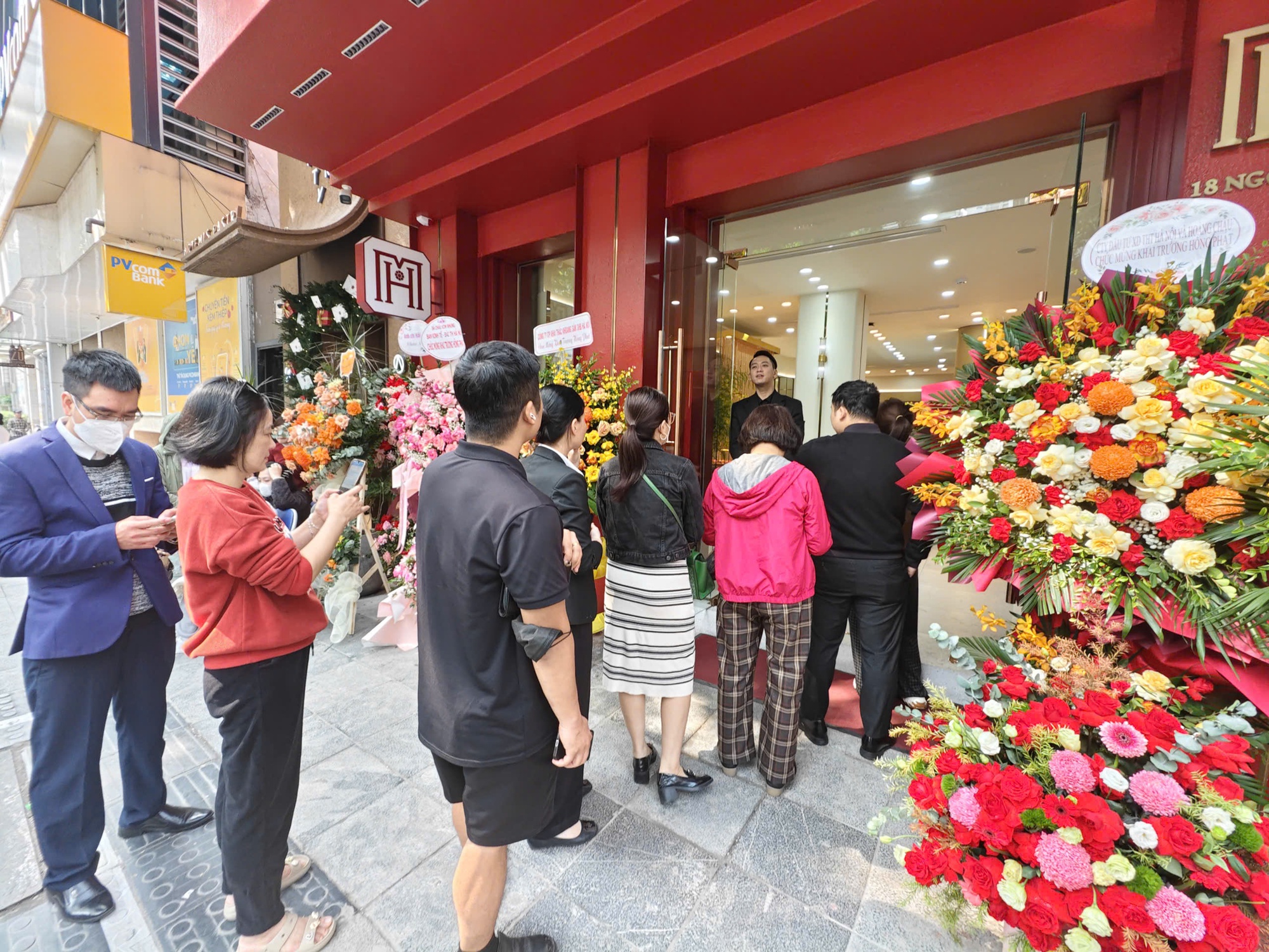 Tiết kiệm hàng tháng 3 - 5 triệu để mua vàng và yên tâm tài chính - Ảnh 3.